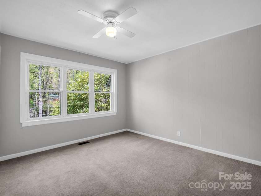 128 Washburn Road, Lake Lure, NC 28746.  MLS# CAR4247181, YatesRealty ID 16641. 