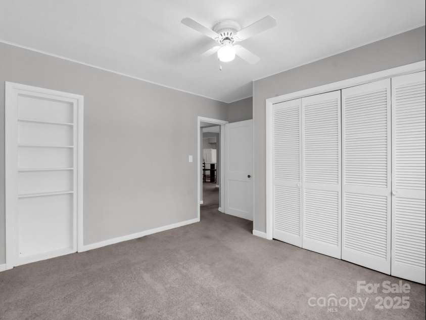 128 Washburn Road, Lake Lure, NC 28746.  MLS# CAR4247181, YatesRealty ID 16641. 