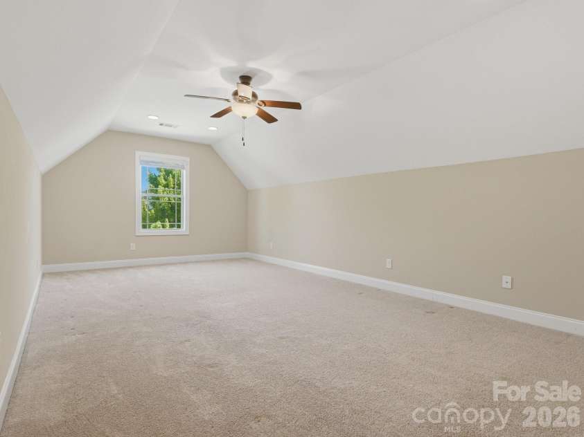 431 Trillium Way, Belmont, NC 28012.  MLS# CAR4372029, YatesRealty ID 16641. 