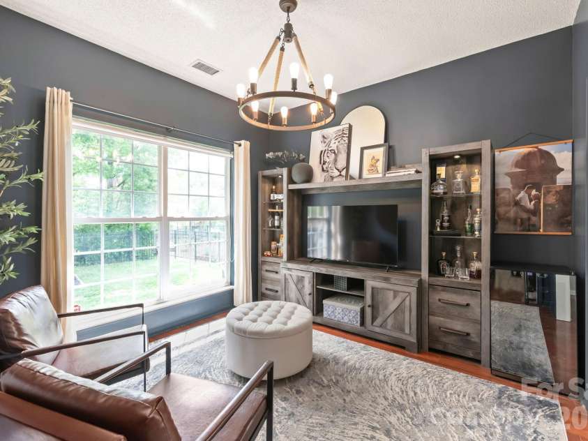 11422 Larix Drive, Charlotte, NC 28273.  MLS# CAR4365518, YatesRealty ID 16642. 