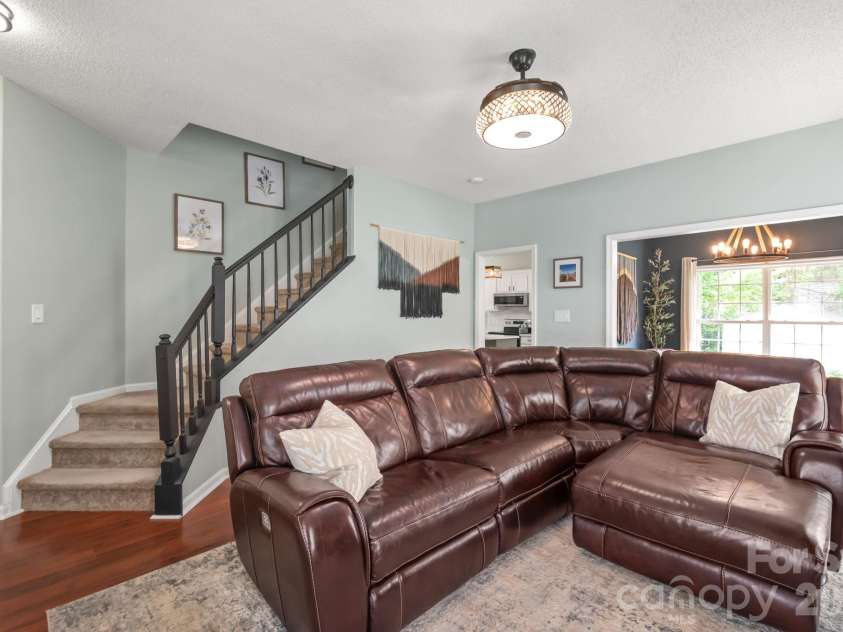 11422 Larix Drive, Charlotte, NC 28273.  MLS# CAR4365518, YatesRealty ID 16642. 
