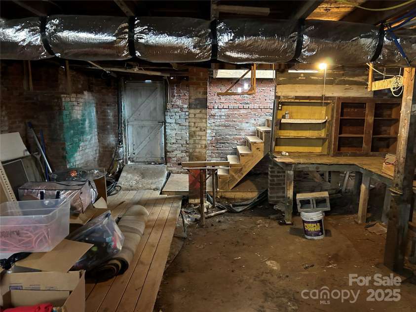 192 Spencer Street, Ellenboro, NC 28040.  MLS# CAR4214546, YatesRealty ID 16644. 