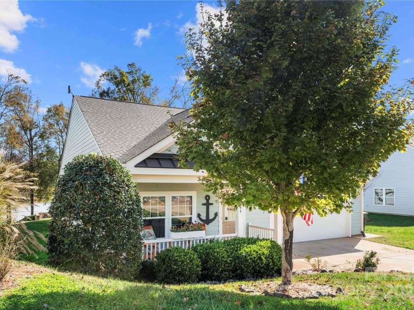 25566 Seagull Drive, Lancaster, SC 29720.  MLS# CAR4266015, YatesRealty ID 16645. 