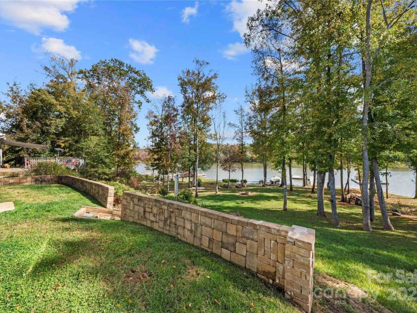 25566 Seagull Drive, Lancaster, SC 29720.  MLS# CAR4266015, YatesRealty ID 16645. 