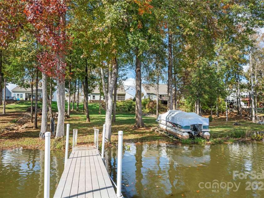 25566 Seagull Drive, Lancaster, SC 29720.  MLS# CAR4266015, YatesRealty ID 16645. 