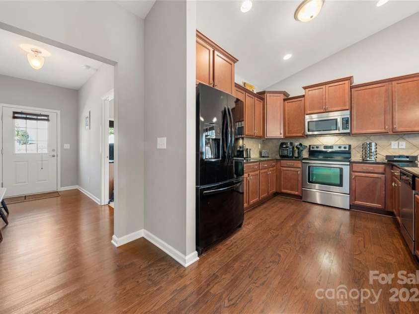 25566 Seagull Drive, Lancaster, SC 29720.  MLS# CAR4266015, YatesRealty ID 16645. 