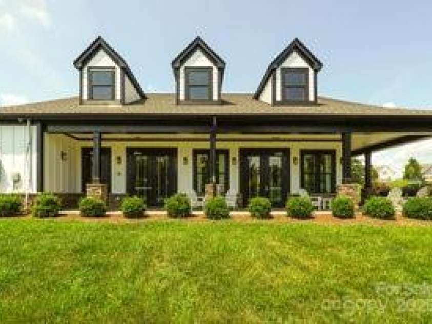 25566 Seagull Drive, Lancaster, SC 29720.  MLS# CAR4266015, YatesRealty ID 16645. Community Clubhouse