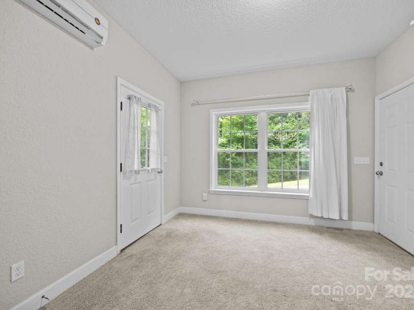 28 Foliage Trail, Waynesville, NC 28786.  MLS# CAR4265928, YatesRealty ID 16646. 
