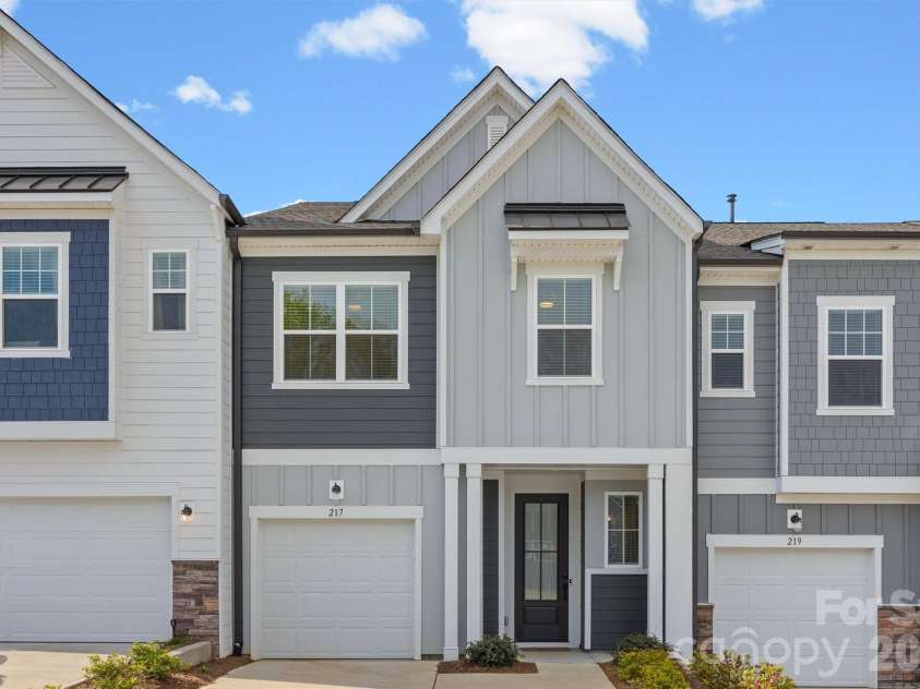 217 Brooks Springs Drive, Fort Mill, SC 29708.  MLS# CAR4363575, YatesRealty ID 16648. 