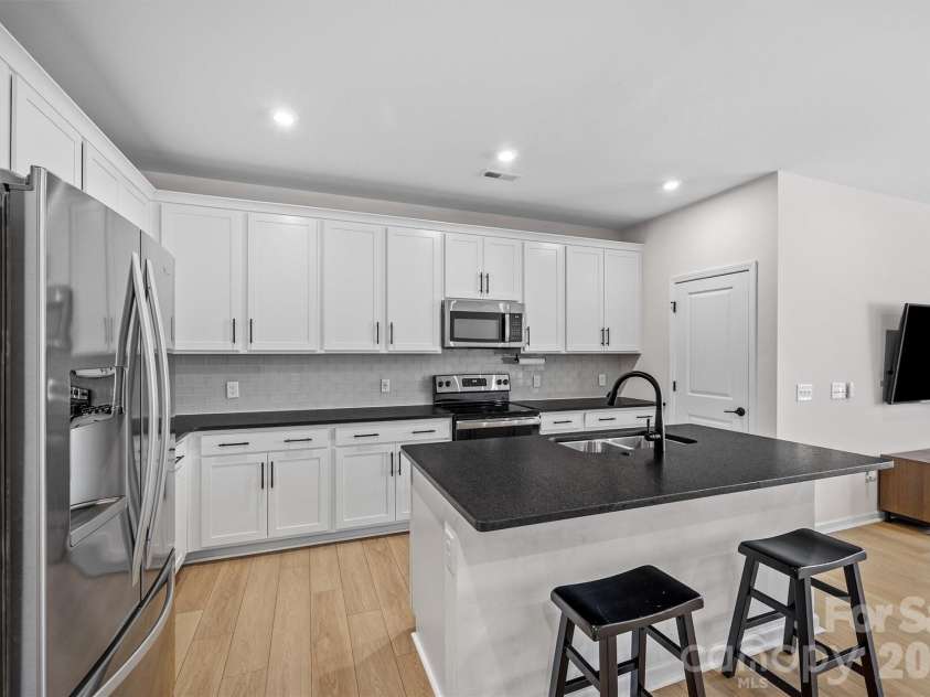 217 Brooks Springs Drive, Fort Mill, SC 29708.  MLS# CAR4363575, YatesRealty ID 16648. 