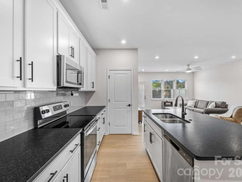 217 Brooks Springs Drive, Fort Mill, SC 29708.  MLS# CAR4363575, YatesRealty ID 16648. 