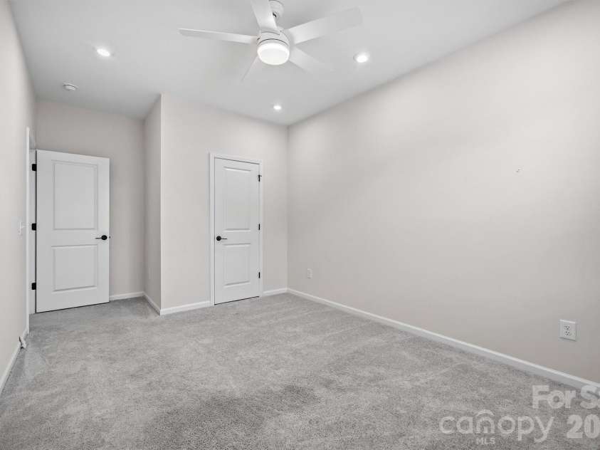 217 Brooks Springs Drive, Fort Mill, SC 29708.  MLS# CAR4363575, YatesRealty ID 16648. 