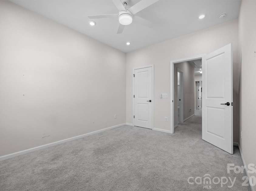 217 Brooks Springs Drive, Fort Mill, SC 29708.  MLS# CAR4363575, YatesRealty ID 16648. 