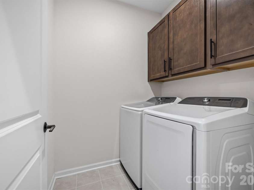 217 Brooks Springs Drive, Fort Mill, SC 29708.  MLS# CAR4363575, YatesRealty ID 16648. 