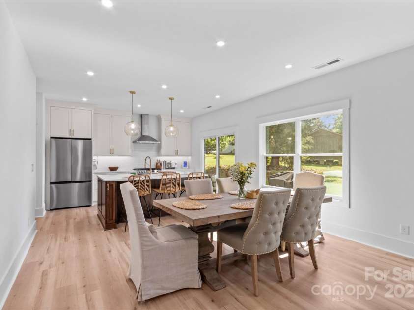 123 Ensign Place, Mooresville, NC 28117.  MLS# CAR4283762, YatesRealty ID 1665. 