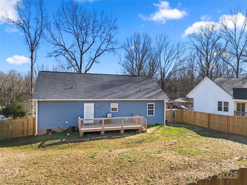 131 Lowry Row, York, SC 29745.  MLS# CAR4318743, YatesRealty ID 1665. 