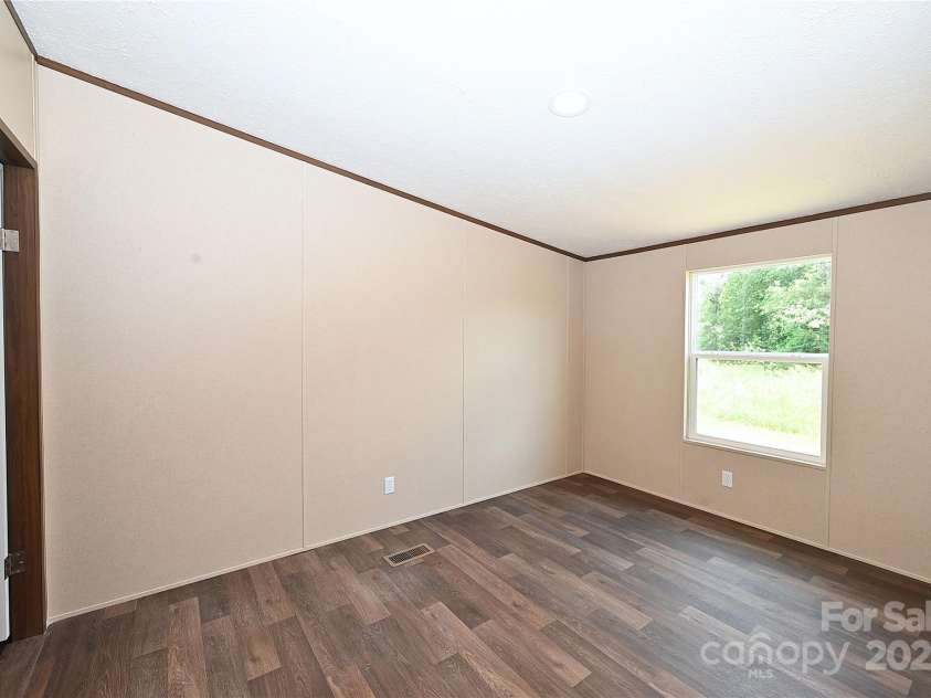 1187 Renno Road, Clinton, SC 29325.  MLS# CAR4257960, YatesRealty ID 16650. 