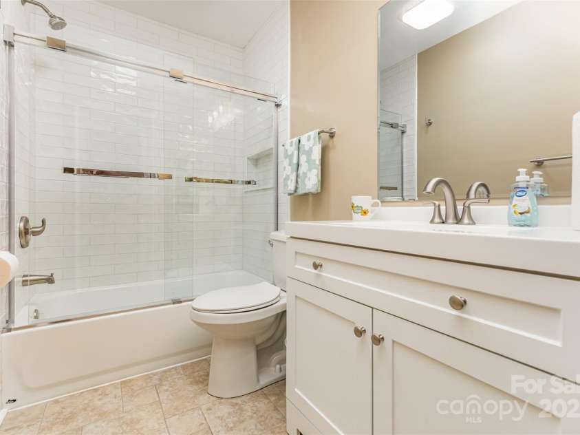 709 Robin Avenue, Kannapolis, NC 28081.  MLS# CAR4315388, YatesRealty ID 16650. 