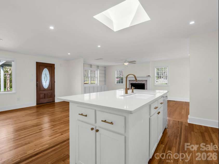 212 Vance Avenue, Black Mountain, NC 28711.  MLS# CAR4367004, YatesRealty ID 16655. Everyone should have a skylight over their kitchen island! 