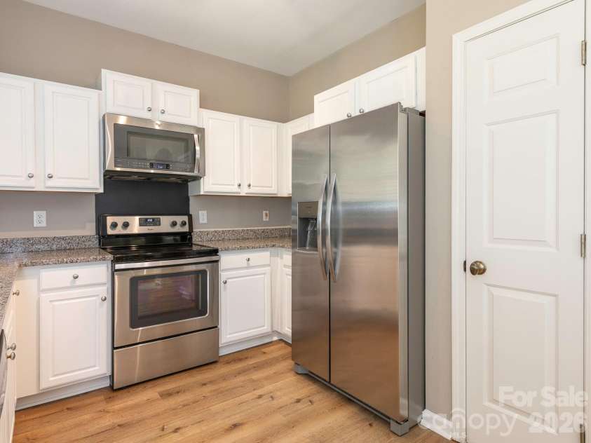 11709 Borchetta Drive, Charlotte, NC 28277.  MLS# CAR4366658, YatesRealty ID 16657. 