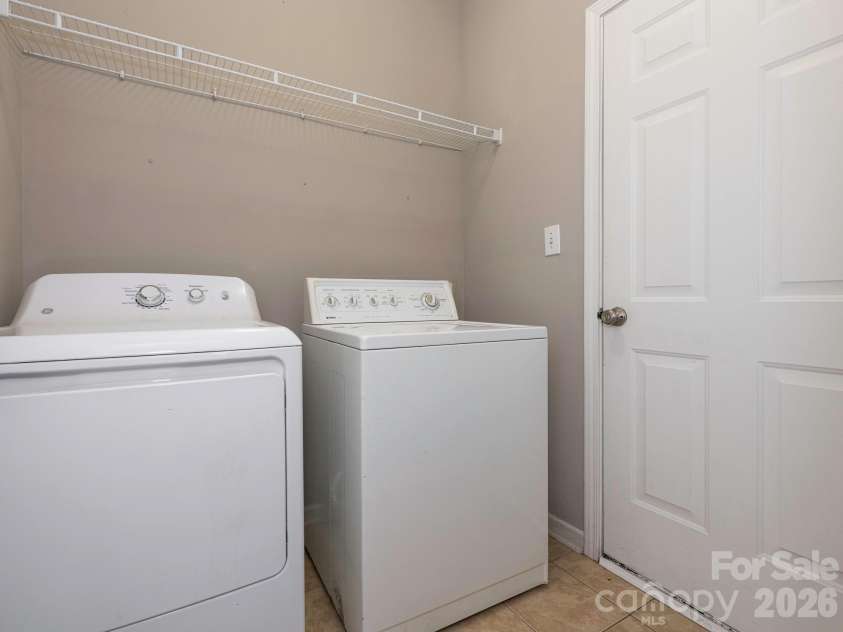 11709 Borchetta Drive, Charlotte, NC 28277.  MLS# CAR4366658, YatesRealty ID 16657. 