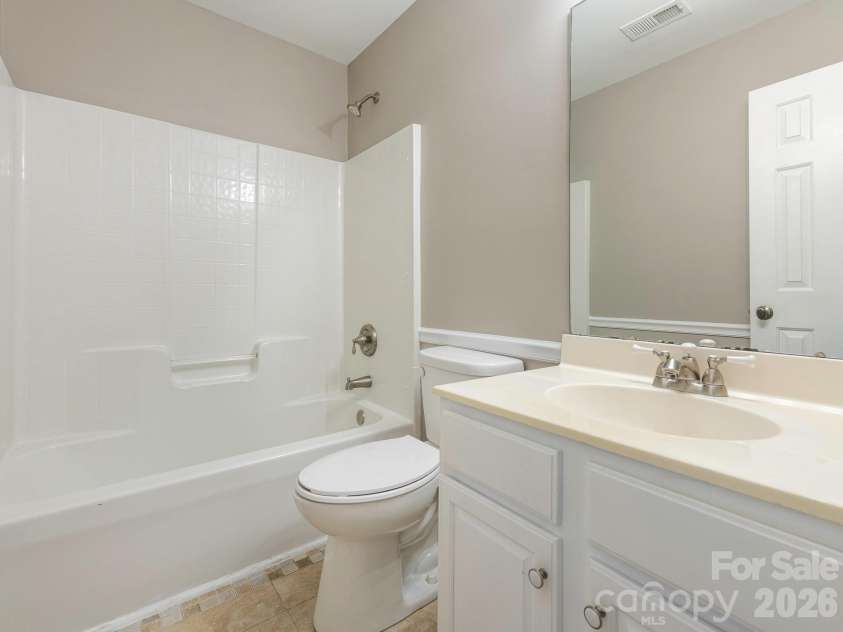 11709 Borchetta Drive, Charlotte, NC 28277.  MLS# CAR4366658, YatesRealty ID 16657. 