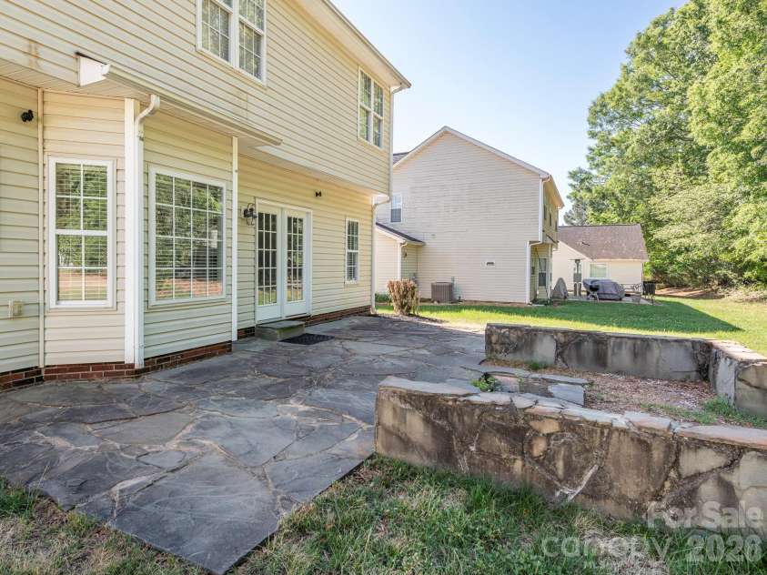 11709 Borchetta Drive, Charlotte, NC 28277.  MLS# CAR4366658, YatesRealty ID 16657. 