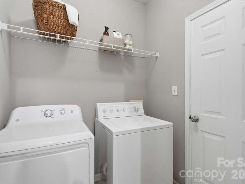 11709 Borchetta Drive, Charlotte, NC 28277.  MLS# CAR4429029, YatesRealty ID 16657. 
