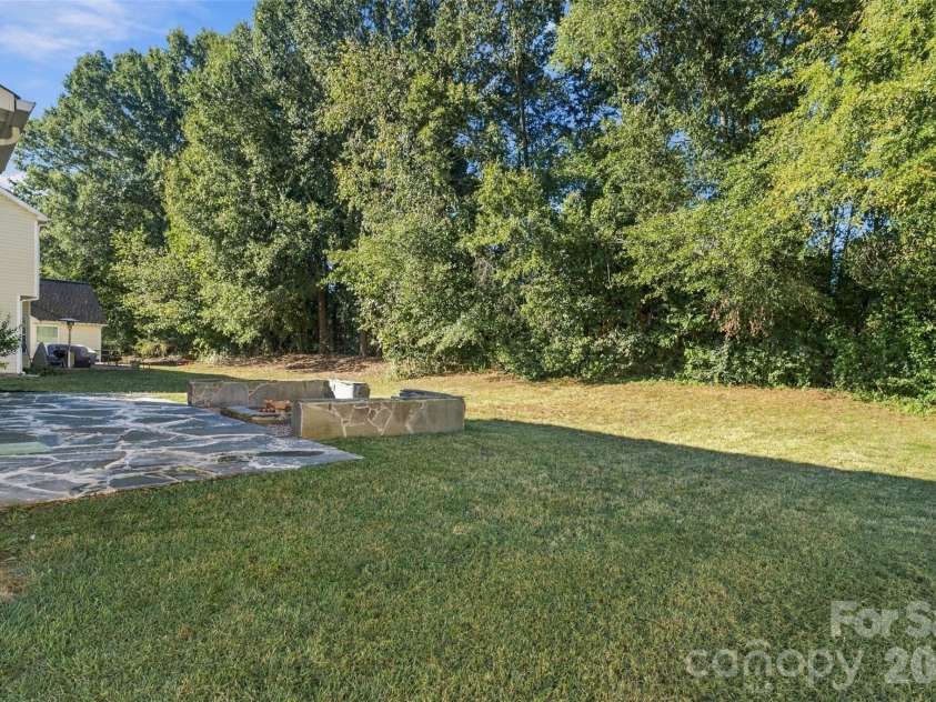 11709 Borchetta Drive, Charlotte, NC 28277.  MLS# CAR4429029, YatesRealty ID 16657. 