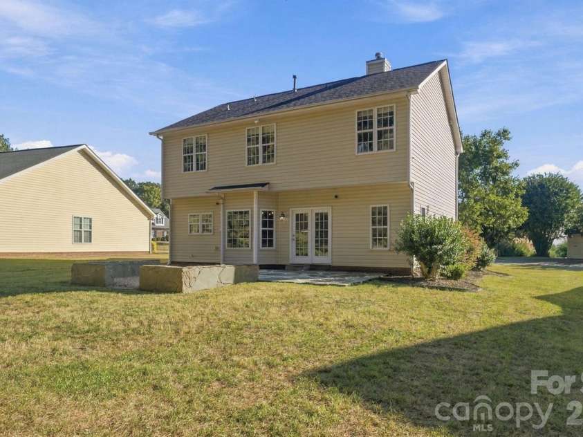 11709 Borchetta Drive, Charlotte, NC 28277.  MLS# CAR4429029, YatesRealty ID 16657. 