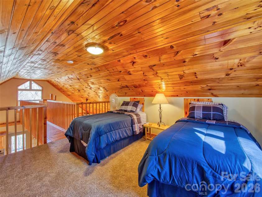 1463 Apple Creek Road, Waynesville, NC 28786.  MLS# CAR4349343, YatesRealty ID 16658. Loft with additional sleeping area