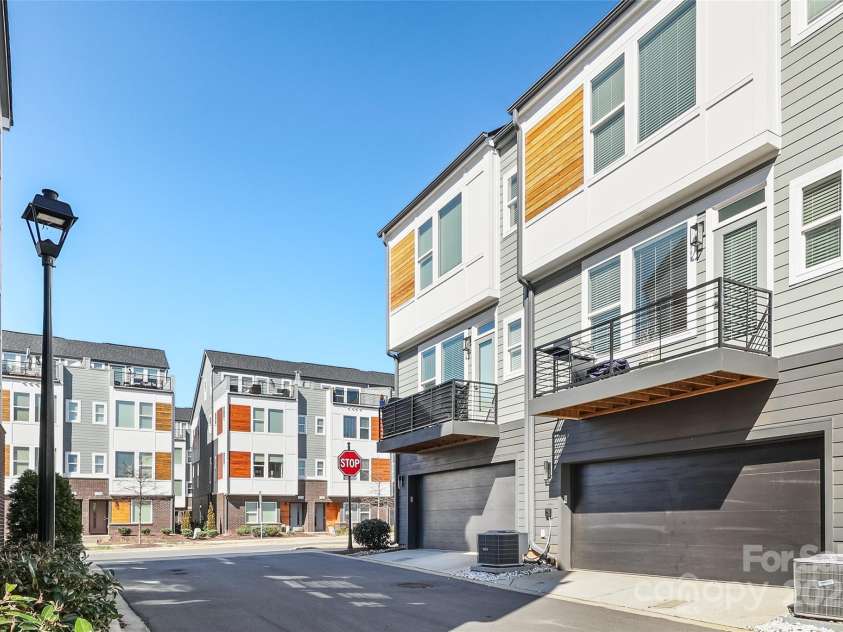 2123 Isom Street, Charlotte, NC 28208.  MLS# CAR4226321, YatesRealty ID 1666. Back of TH