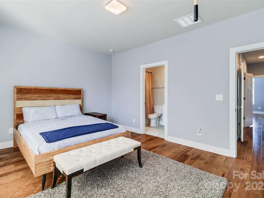 2123 Isom Street, Charlotte, NC 28208.  MLS# CAR4226321, YatesRealty ID 1666. Bedroom 2
