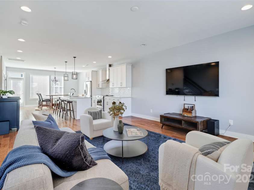 2123 Isom Street, Charlotte, NC 28208.  MLS# CAR4226321, YatesRealty ID 1666. Living room with virtual staging