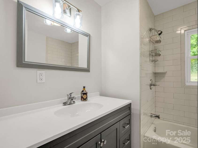 2313 Eleanor Drive, Shelby, NC 28150.  MLS# CAR4254818, YatesRealty ID 16660. 