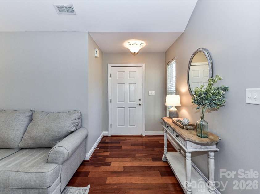 5433 Prosperity View Drive, Charlotte, NC 28269.  MLS# CAR4373751, YatesRealty ID 16660. 