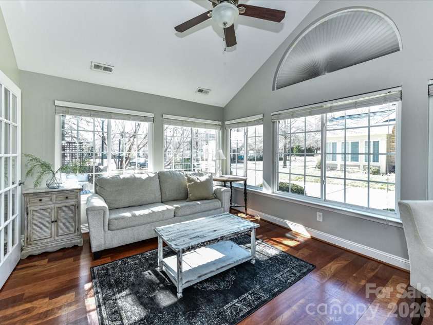 5433 Prosperity View Drive, Charlotte, NC 28269.  MLS# CAR4373751, YatesRealty ID 16660. 