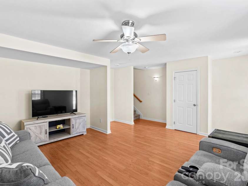219 19th Avenue, Hickory, NC 28602.  MLS# CAR4353222, YatesRealty ID 16661. 