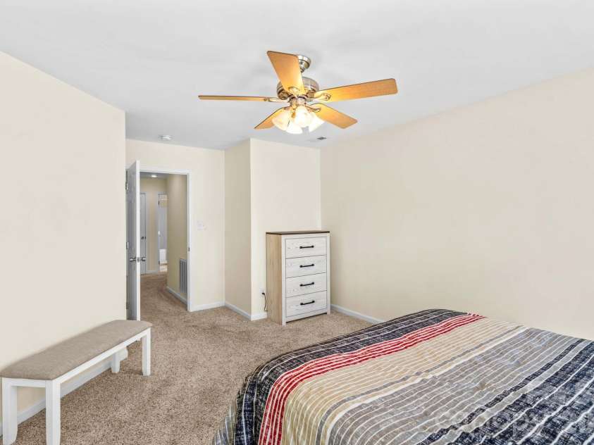 219 19th Avenue, Hickory, NC 28602.  MLS# CAR4353222, YatesRealty ID 16661. 