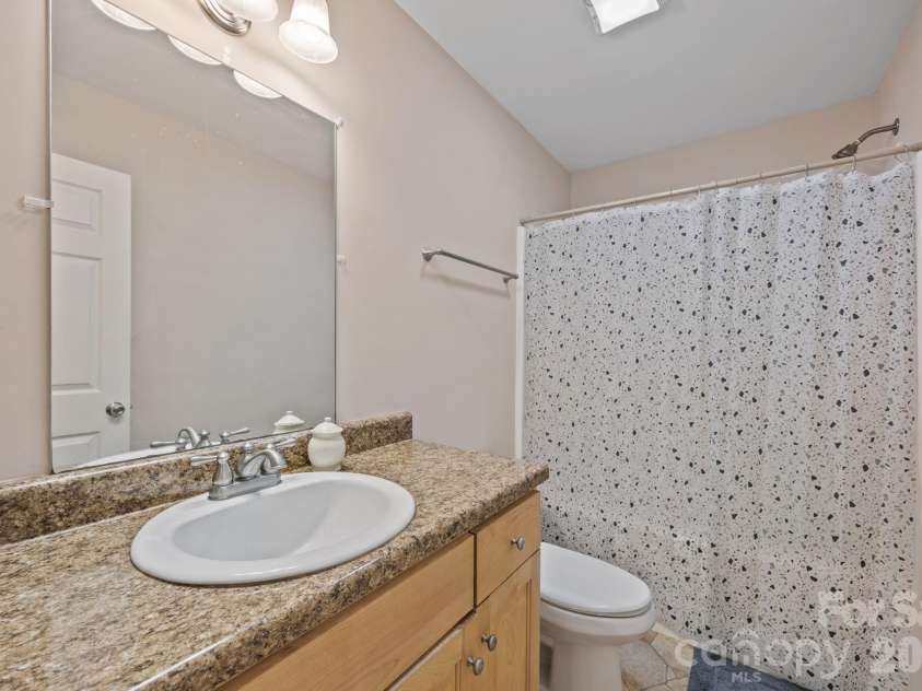 400 Honey Locust Trail, Whittier, NC 28789.  MLS# CAR4352919, YatesRealty ID 16664. 