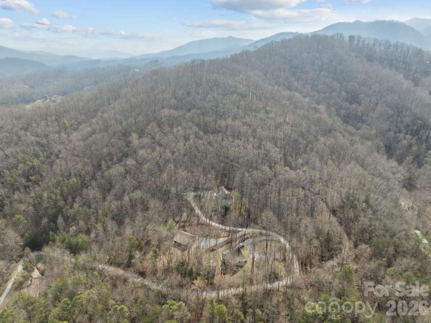 400 Honey Locust Trail, Whittier, NC 28789.  MLS# CAR4352919, YatesRealty ID 16664. 