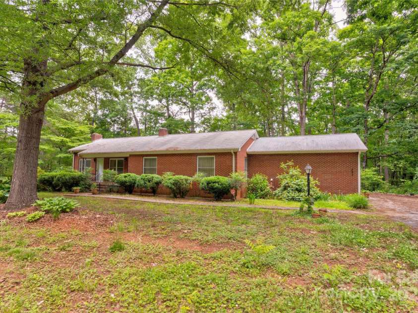 235 John Rainey Road, Salisbury, NC 28147.  MLS# CAR4241333, YatesRealty ID 16665. Full Brick Ranch on 3+ acres