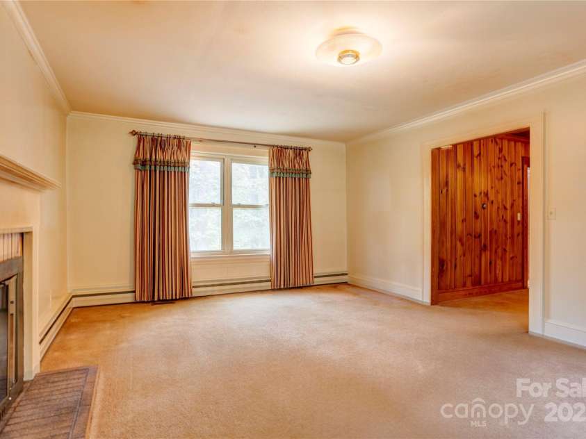 235 John Rainey Road, Salisbury, NC 28147.  MLS# CAR4241333, YatesRealty ID 16665. Living Room