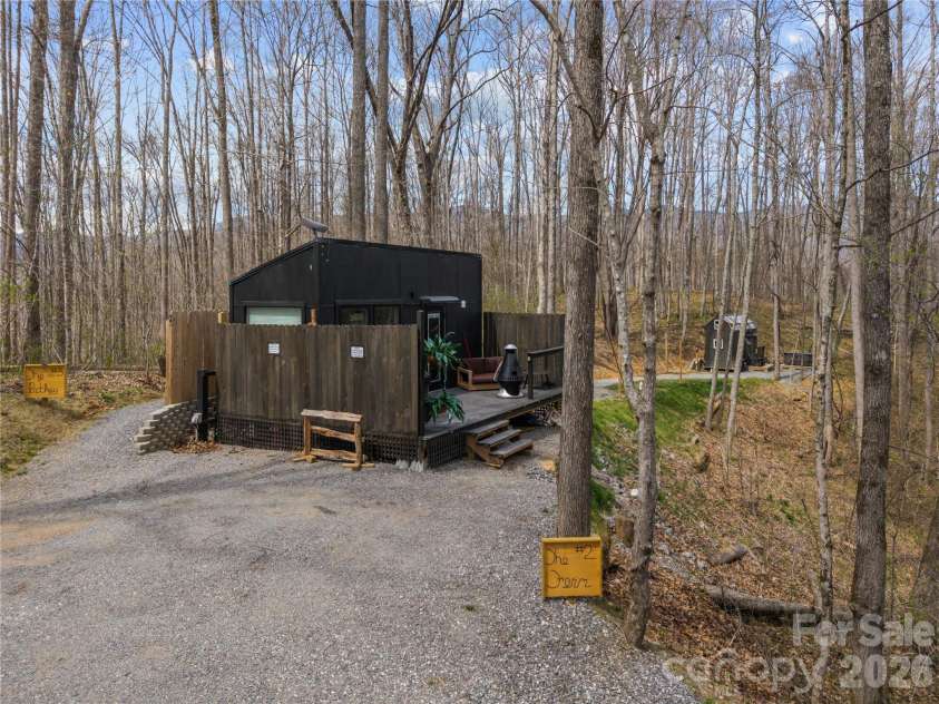 198 Quiet Forest Lane, Sylva, NC 28779.  MLS# CAR4370540, YatesRealty ID 16667. 