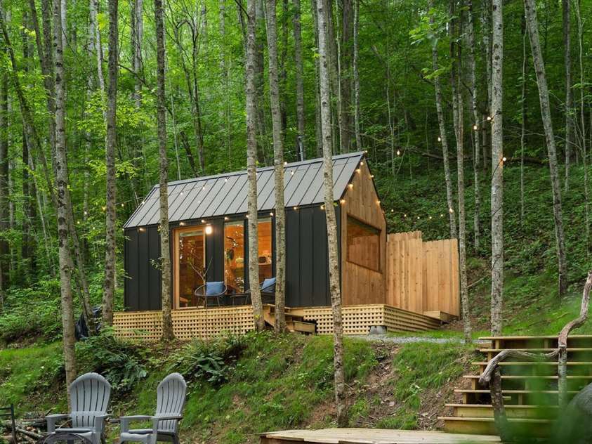 198 Quiet Forest Lane, Sylva, NC 28779.  MLS# CAR4370540, YatesRealty ID 16667. 
