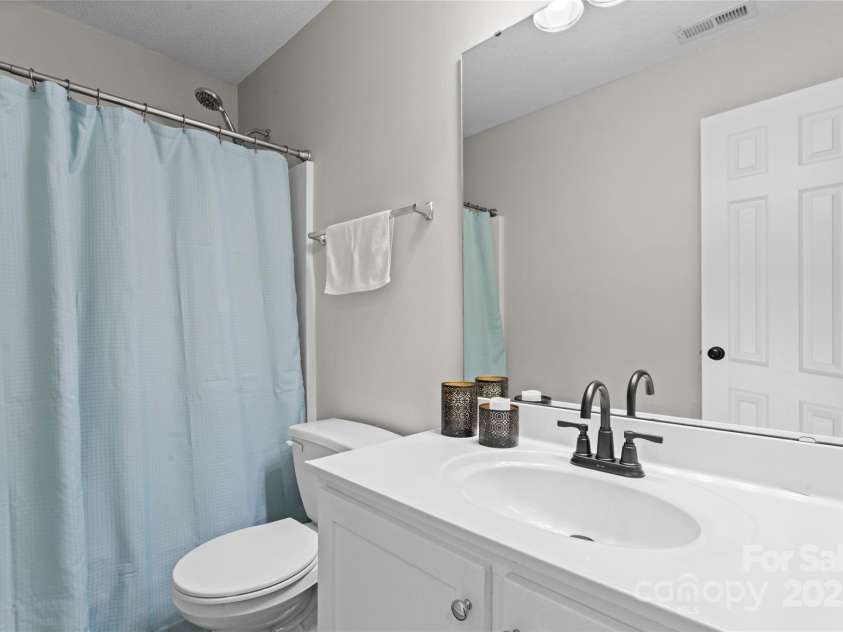 307 Tara Elizabeth Place, Kannapolis, NC 28083.  MLS# CAR4201891, YatesRealty ID 16667. 