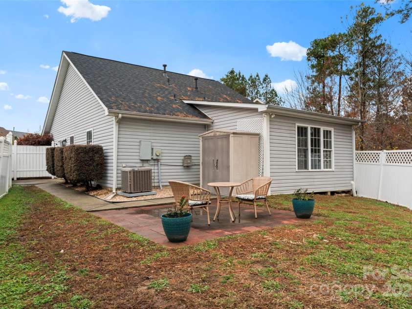 307 Tara Elizabeth Place, Kannapolis, NC 28083.  MLS# CAR4201891, YatesRealty ID 16667. 