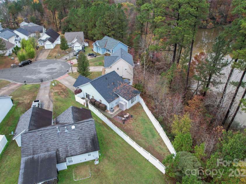 307 Tara Elizabeth Place, Kannapolis, NC 28083.  MLS# CAR4201891, YatesRealty ID 16667. 