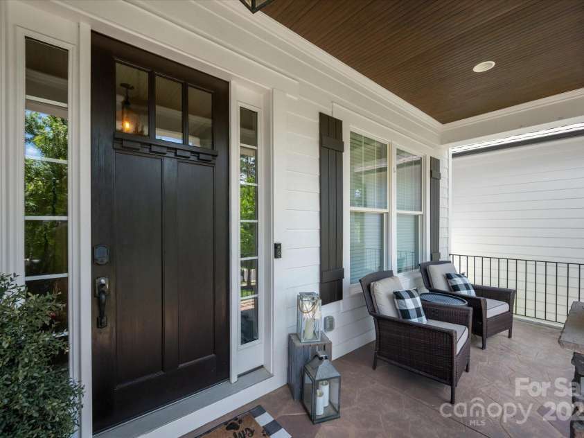 1085 Wessington Manor Lane, Fort Mill, SC 29715.  MLS# CAR4261252, YatesRealty ID 16668. 