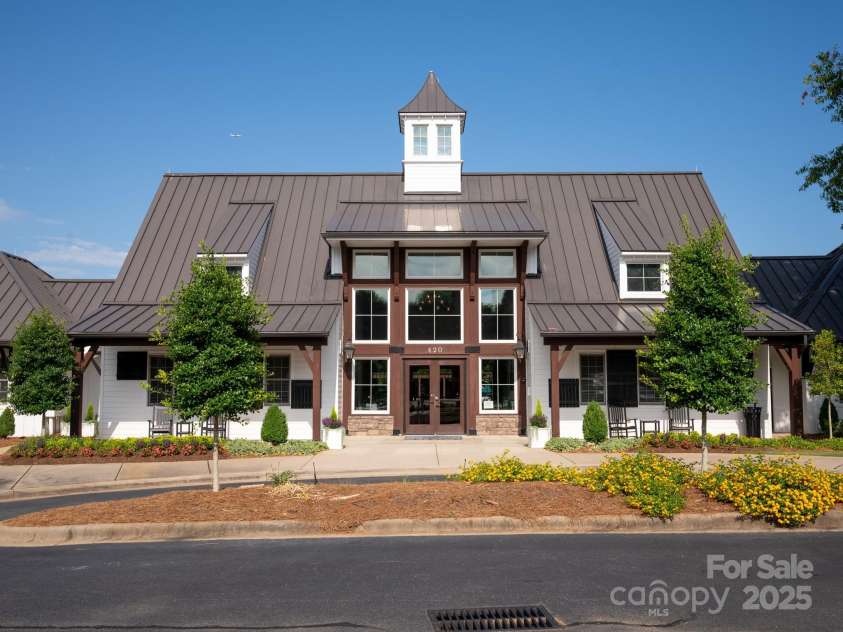 1085 Wessington Manor Lane, Fort Mill, SC 29715.  MLS# CAR4261252, YatesRealty ID 16668. Springfield Clubhouse